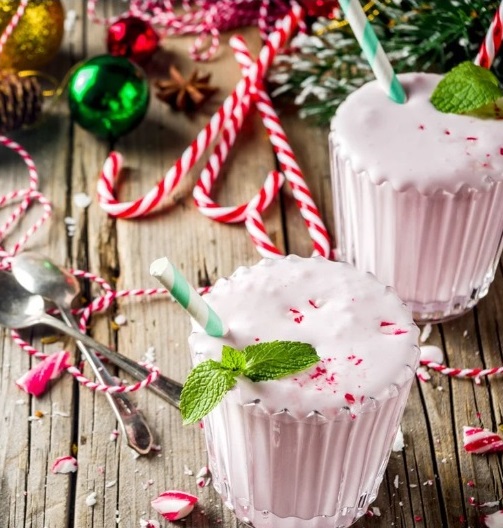 10 Unique Christmas smoothie ideas to light up your holidays in 2023